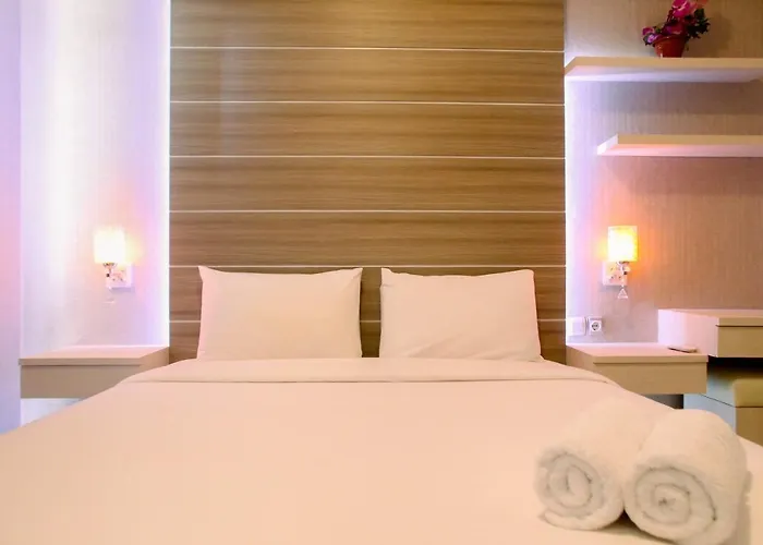 Best Price 1Br Apartment At The Oasis Cikarang By Travelio