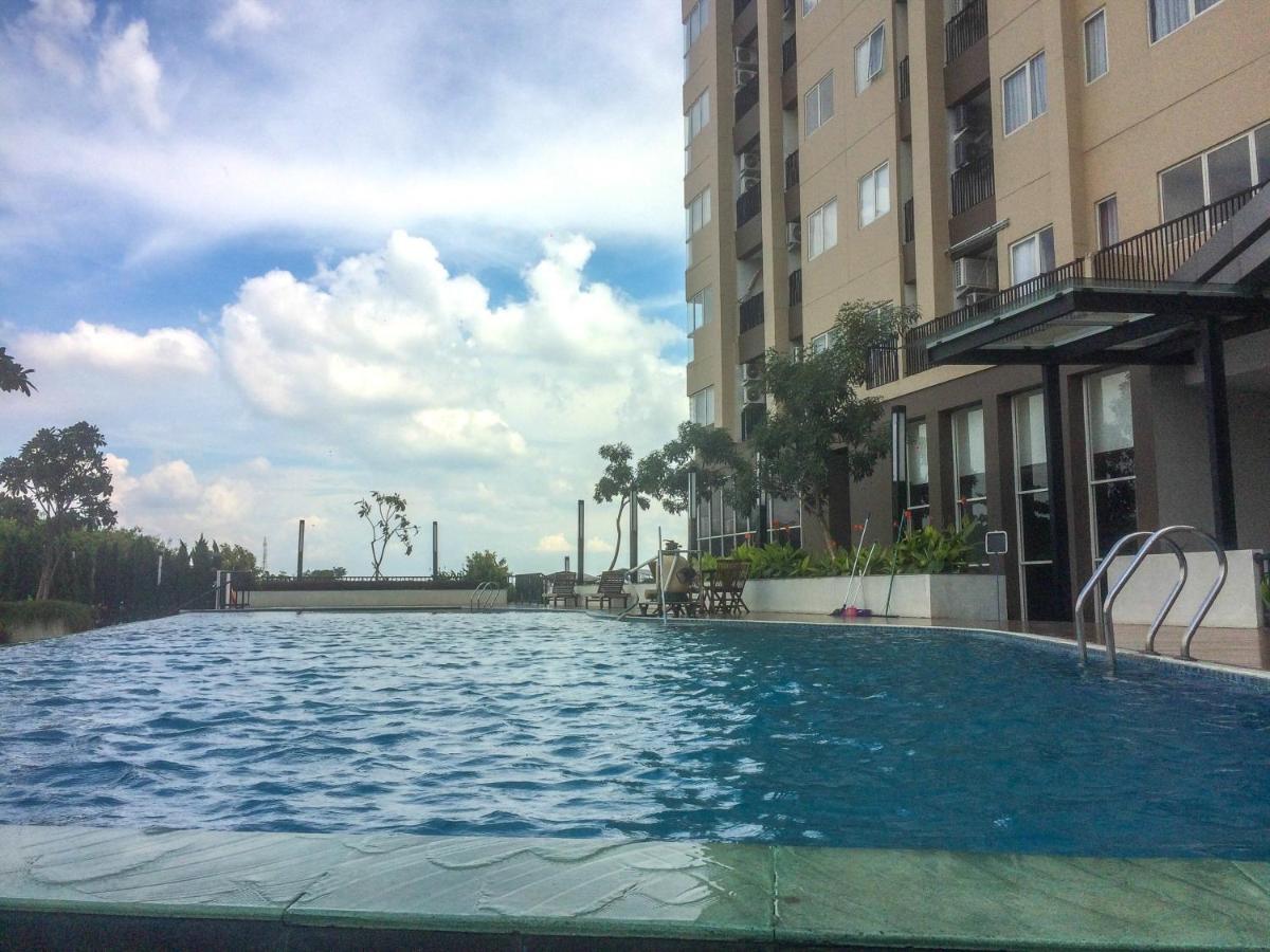 Price 1br At The Oasis Cikarang By Travelio Bekasi