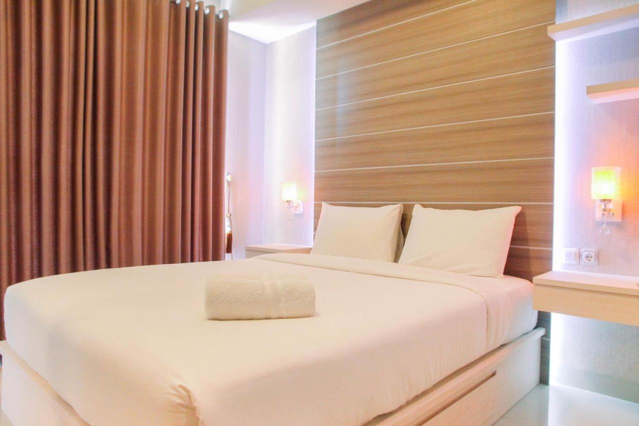 Price 1br At The Oasis Cikarang By Travelio *