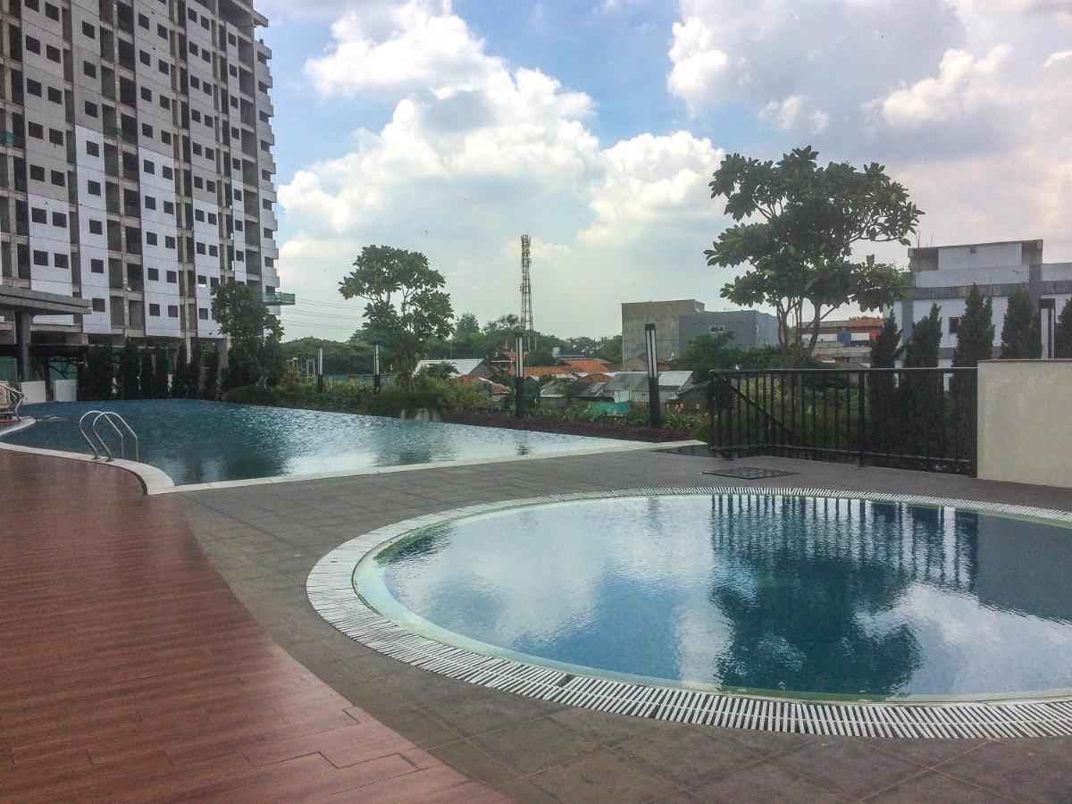 Price 1br At The Oasis Cikarang By Travelio *